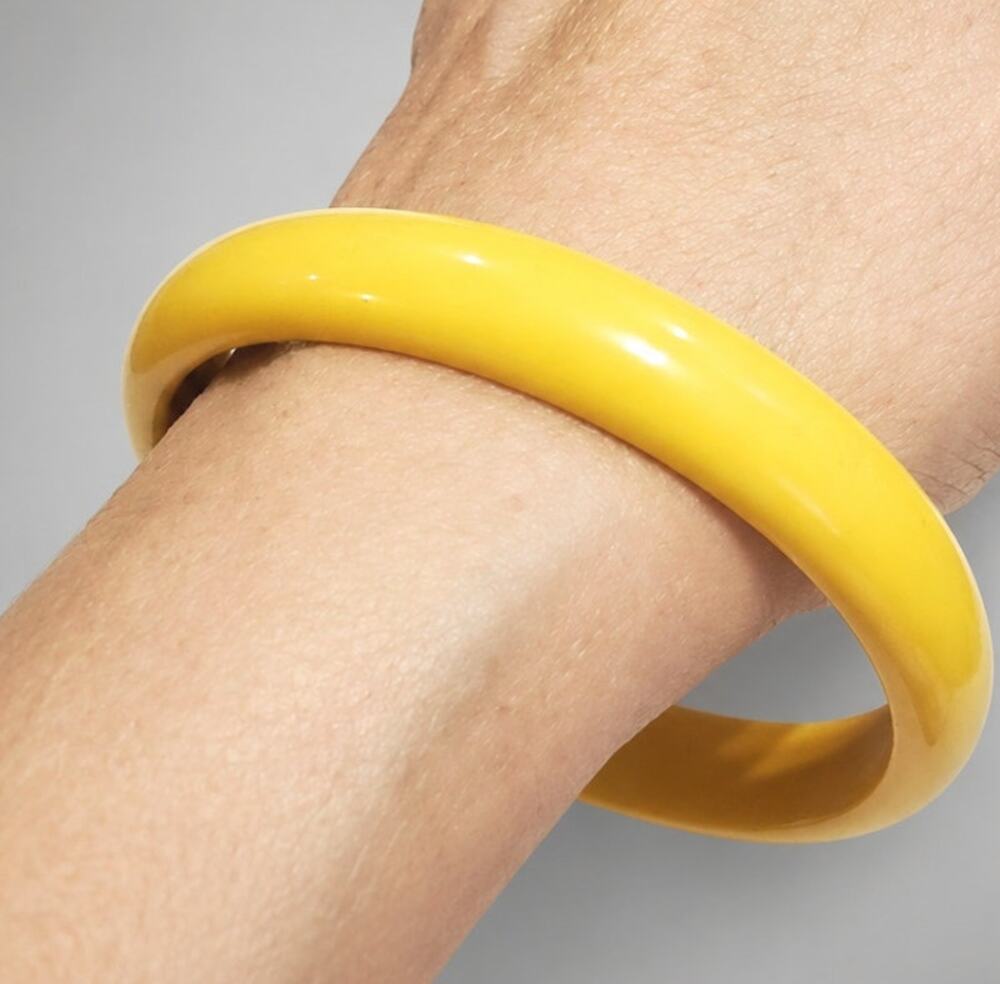 Thick Squash Yellow Bakelite Bracelet Bangle 7.5" Vintage 1/2' Wide bn-1